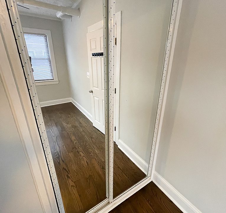 1st image of 4625 N Winchester Ave #4629-311
