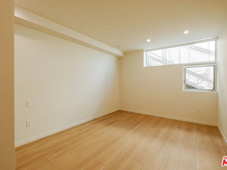 18225 Coastline Dr — Photo 16