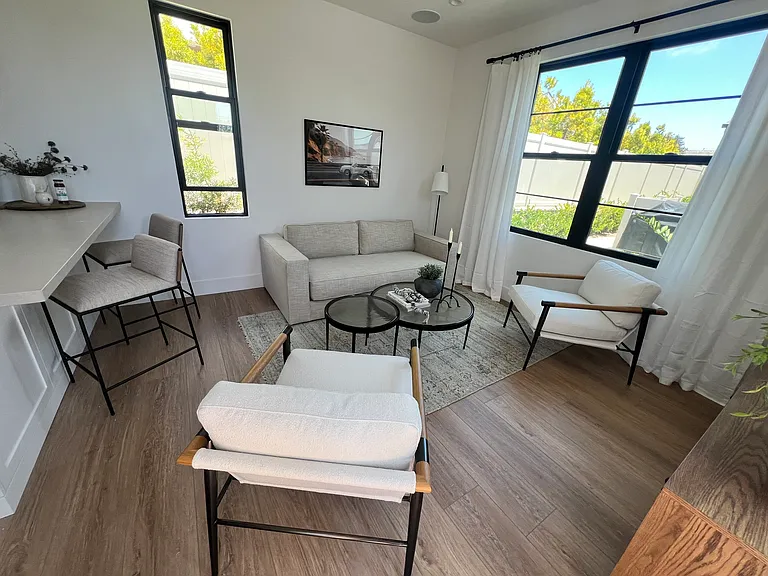 2906 Highland Dr #ADU — Photo 5