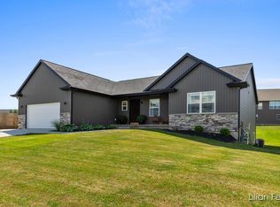 7113 Sugarmaple Dr, Hudsonville, MI 49426