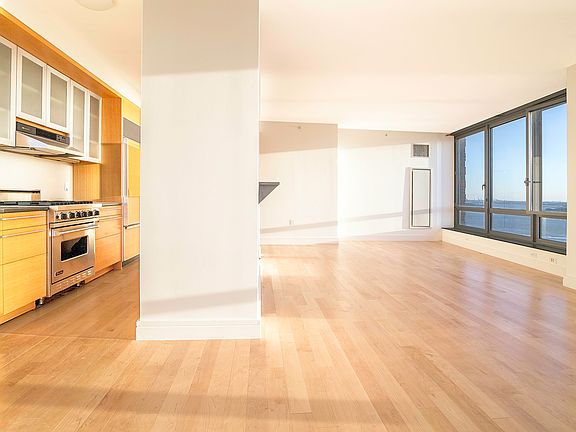 3rd image of 30 Little West St #19A