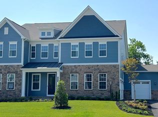 15594 Cloverland Ln, Haymarket, VA 20169
