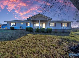 5276 Winchester Rd, New Market, AL 35761