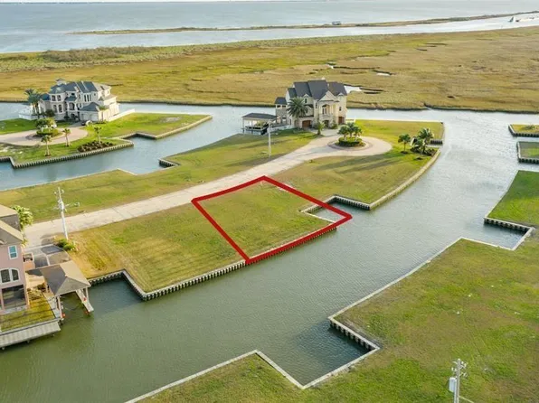 6 Half Moon, Hitchcock, TX 77563