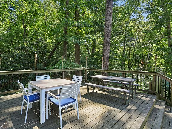 5th image of 4357 Bishop Hollow Ct
