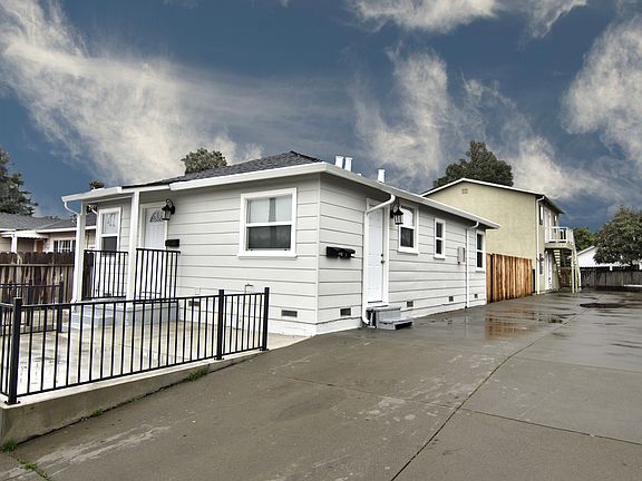 2nd image of 875 Humboldt St