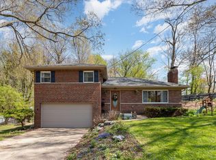 1538 Robinway Dr, Cincinnati, OH 45230