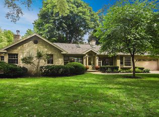 201 S School Ln, Prospect Heights, IL 60070