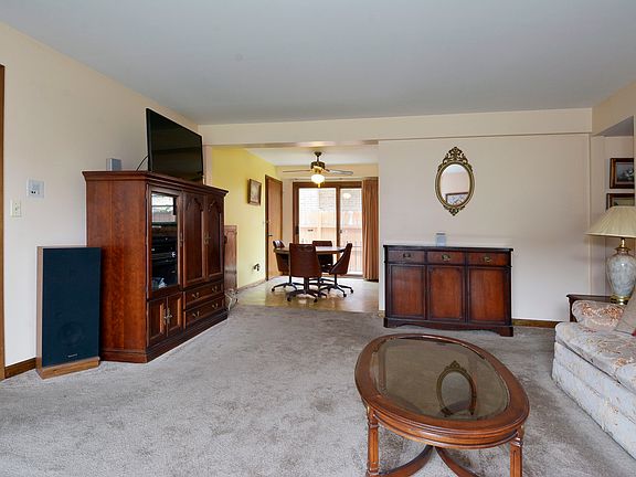 5th image of 3208 N Pacific Ave APT 1N