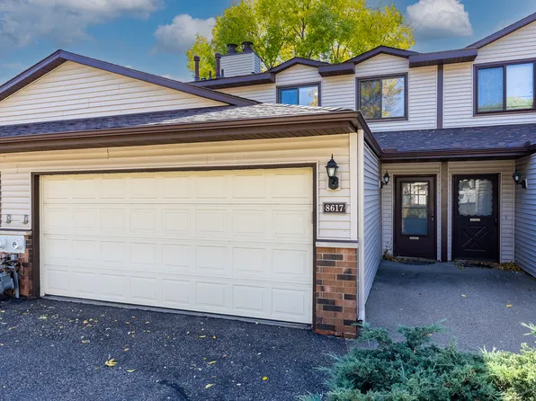 8617 Maplebrook Pkwy N, Brooklyn Park, MN 55445