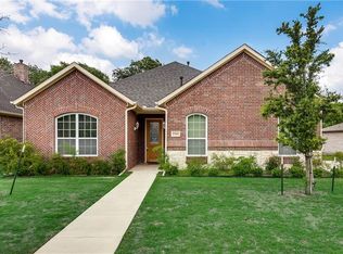 1344 Lake Grove Ln, Desoto, TX 75115