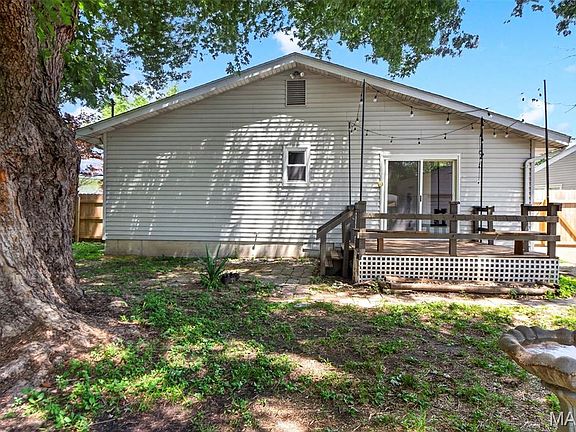 5th image of 800 Crowder Dr
