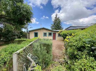 5701 Nottingham Dr, Oakland, CA 94611