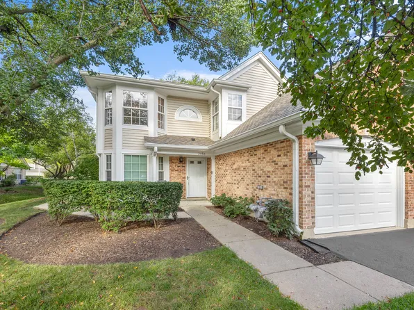 2868 Belle Ln, Schaumburg, IL 60193