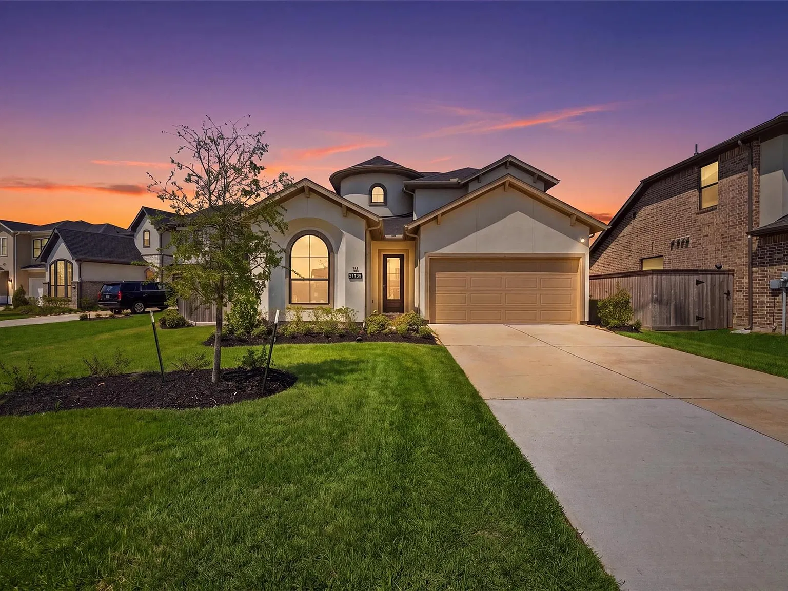 4 bed, 3.0 bath, 2423 sqft, $4,500 — Photo 4
