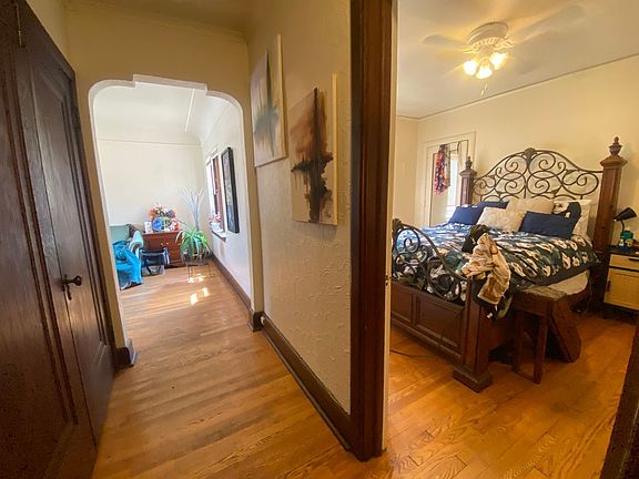 3rd image of 1420 E Capitol Dr APT 306