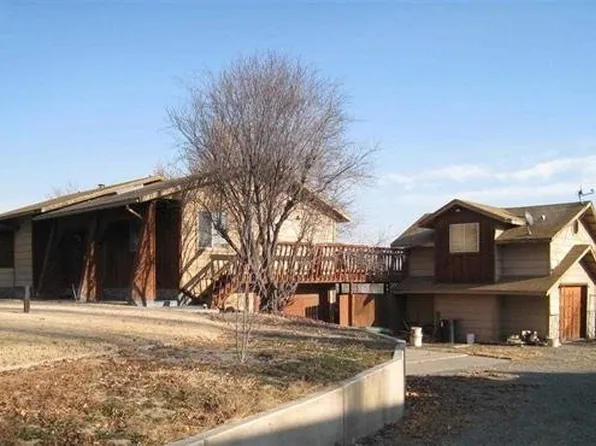 1204 12th St, Benton City, WA 99320