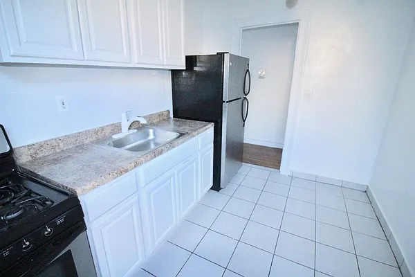 Rented by Realty Nerd | media 29