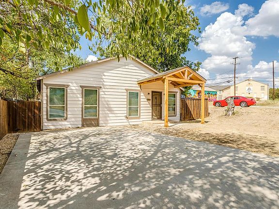 2nd image of 2061 NW 21st St