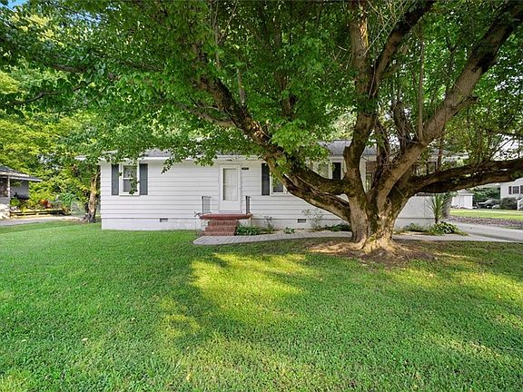 2nd image of 26493 E Nottoway Dr