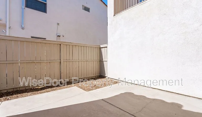 1087 Waterfall Way — Photo 55