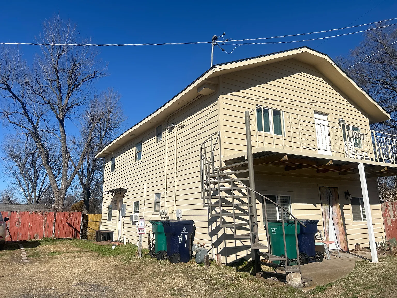 2 bed, 1100 sqft, $880 — Photo 4