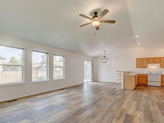 5th image of 2916 W Santa Clara Dr