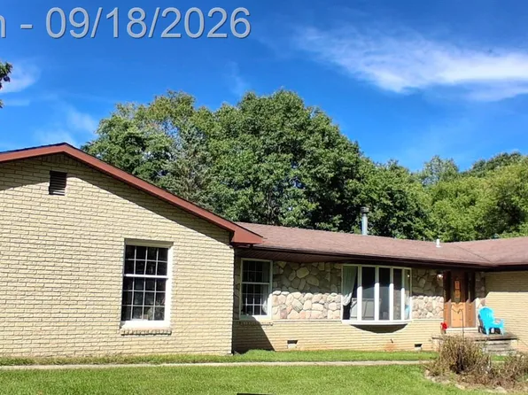 2761 Hiding Pl, Milford, MI 48381