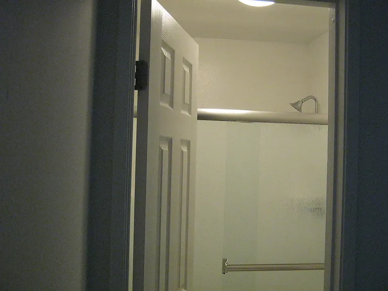 Ramona Apartments — Photo 13