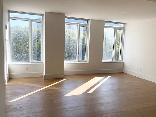 Rented by Compass | media 19