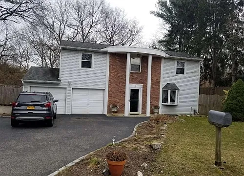 15 Beach Ave Photo 1