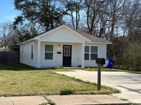 107 Pine St