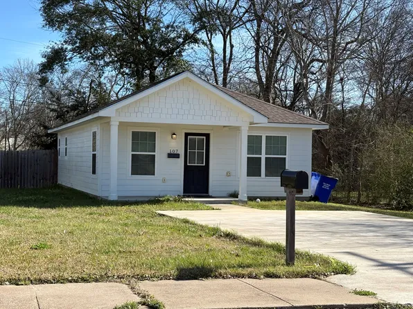 107 Pine St, Diboll, TX 75941