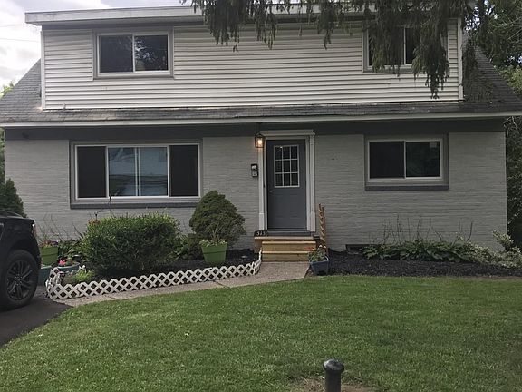 2nd image of 313 Monticello Dr N #1
