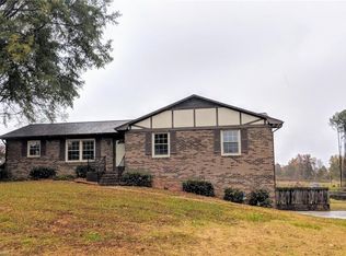 196 Terrace Dr, Lexington, NC 27295