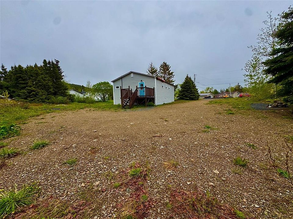 1st image of 7 Spruce Lane
