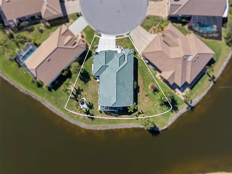 26040 Feathersound Dr — Photo 39