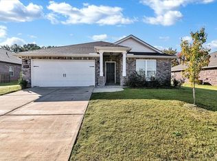 3131 Chestnut St, Decatur, AL 35601