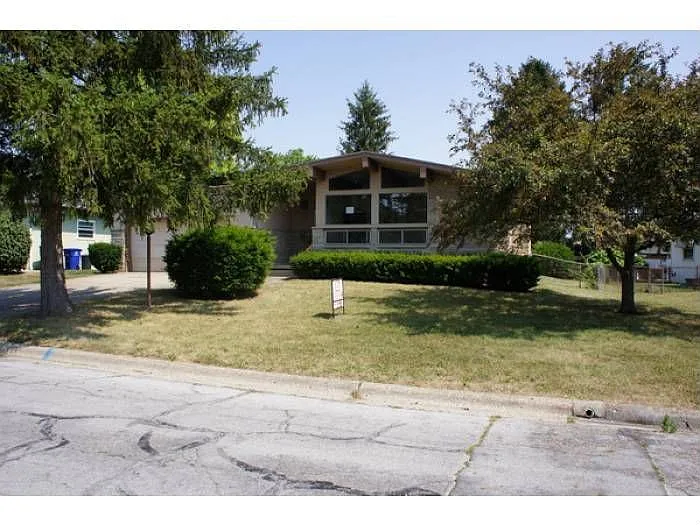 2804 Longfield Rd photo 1