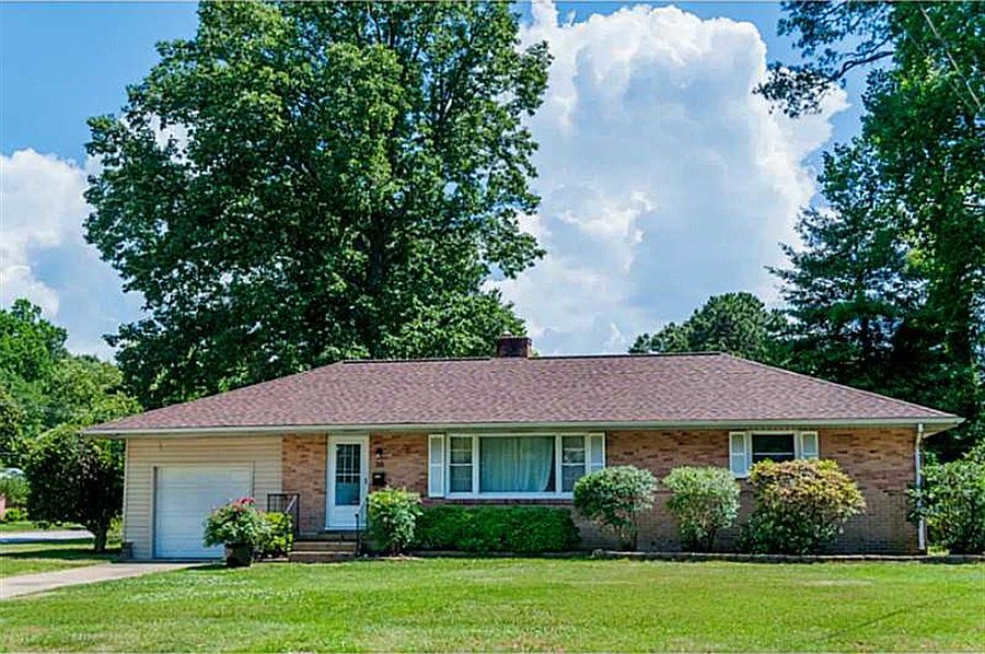 30 Roberta Dr, Hampton, VA 23666 Zillow