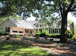 190 Raymond Ave, Marlton, NJ 08053