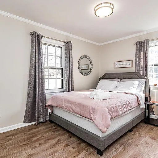 4 bed, 1397 sqft, $5,500 — Photo 3