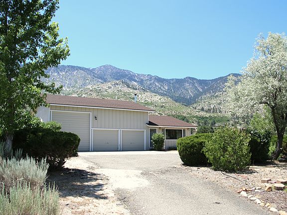 Back RV garage&guest cottage