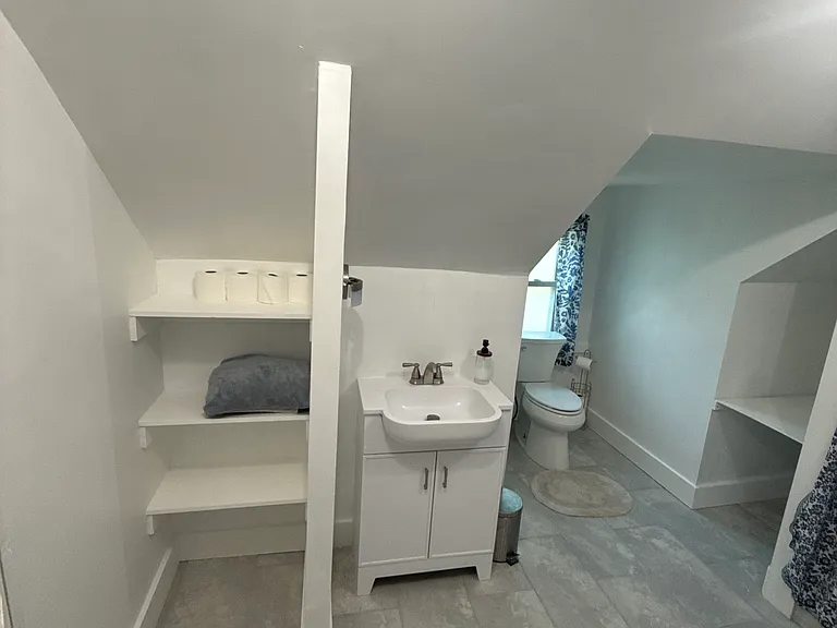 1214 Frank St — Photo 31