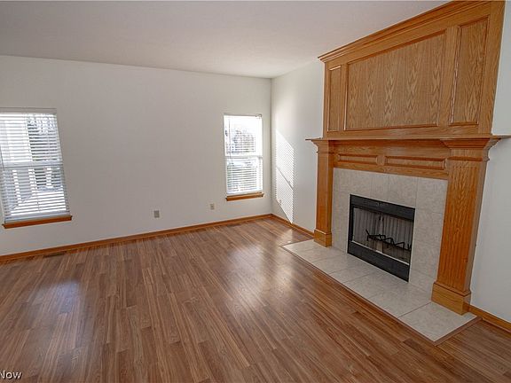 5th image of 2886 Sunburst Dr