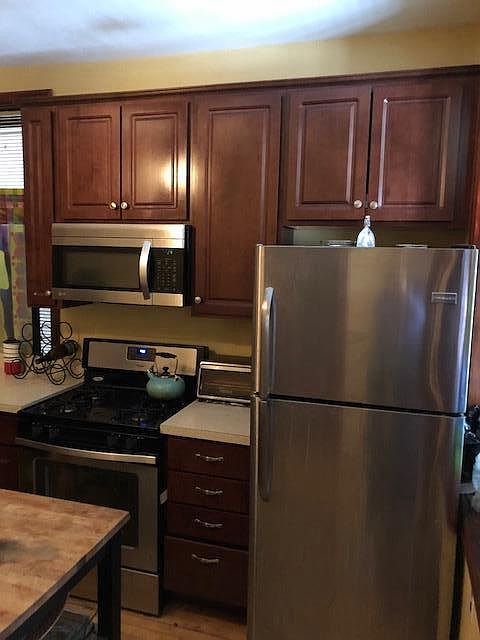 1st image of 2631 N Sawyer Ave #1