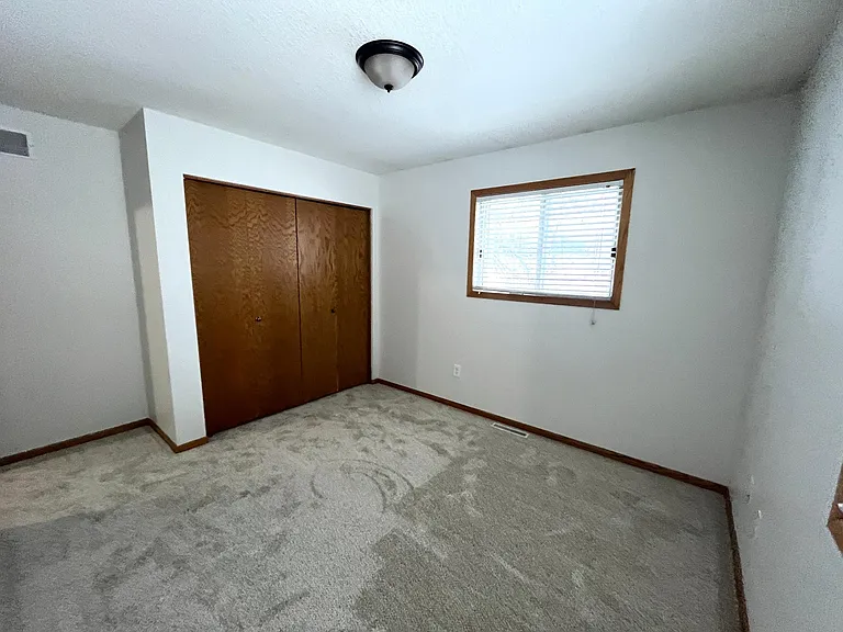 15962 Granada Ave — Photo 17