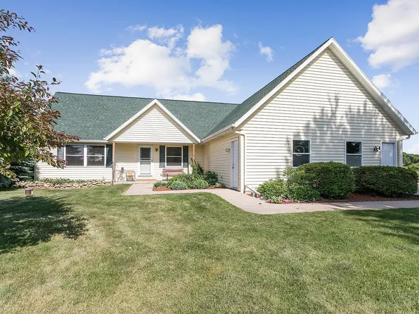 N7190 Highway 114, Menasha, WI 54952