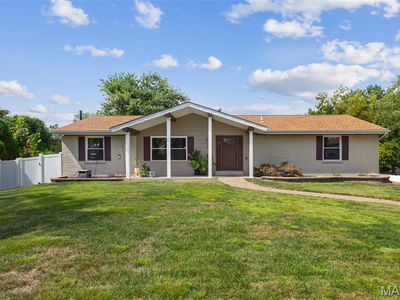 246 Cedar Trail Dr, Ballwin, MO, 63011