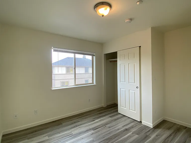 114 W Adams Ave #19 — Photo 22